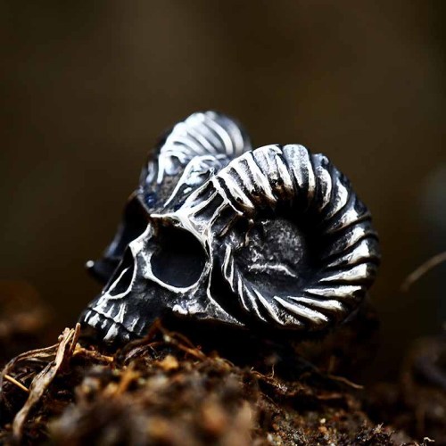 Wholesale Stainless Steel Ram's Horn Skull Ring