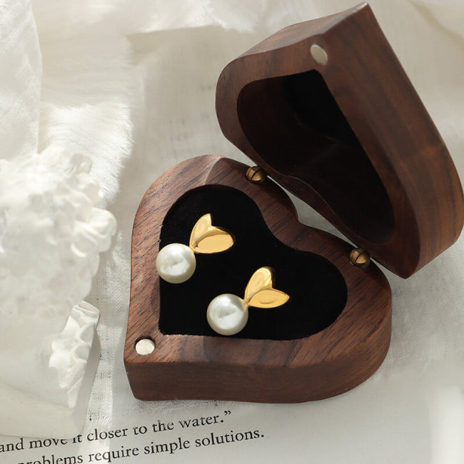 Wholesale Stainless Steel Pearl Heart Earrings