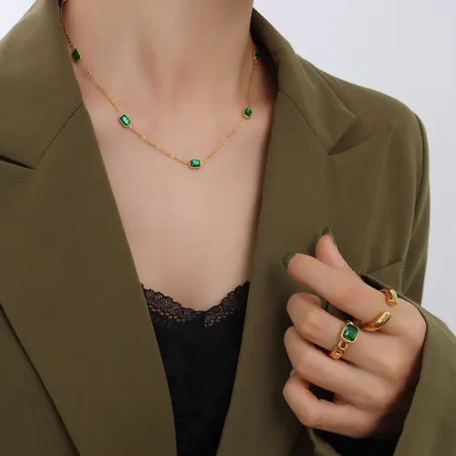 Wholesale Stainless Steel Emerald Zirconia Necklace
