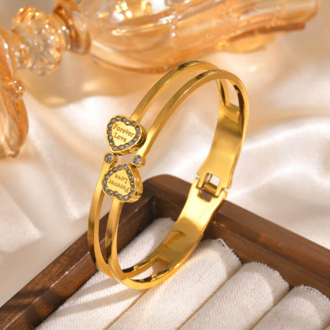 Wholesale Stainless Steel Forever Love Bangle