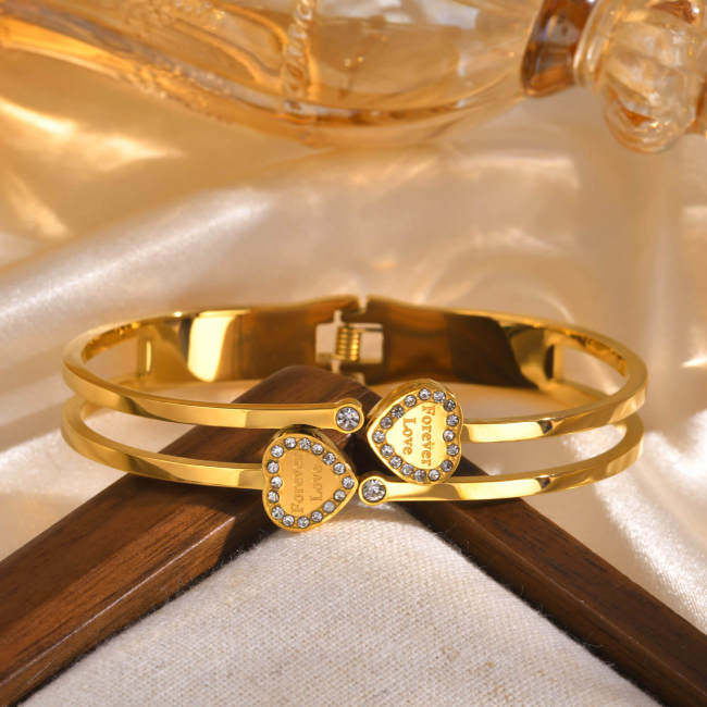 Wholesale Stainless Steel Forever Love Bangle