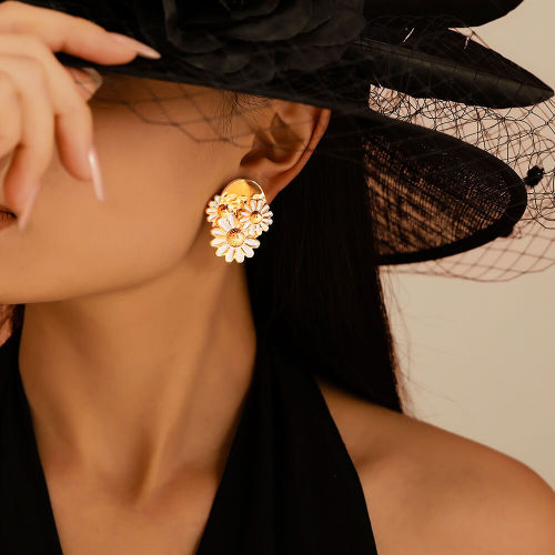 Wholesale Stainless Steel  INS Style Daisy Earrings
