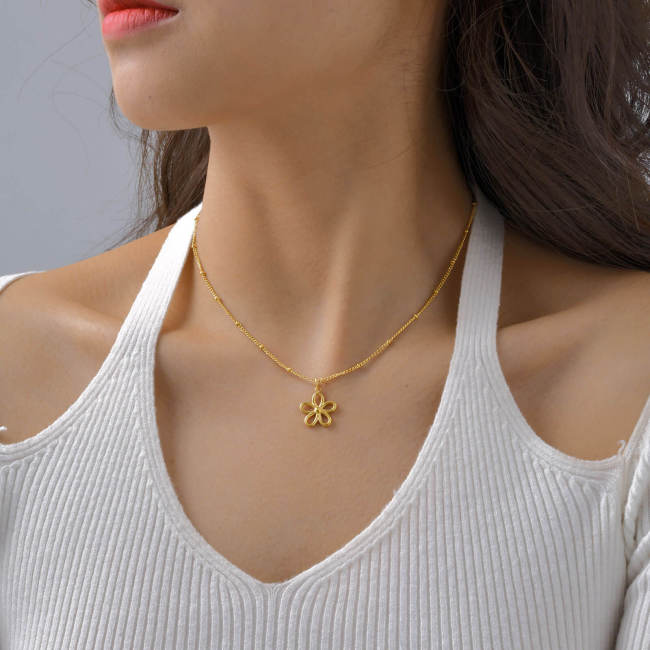 Wholesale Stainless Steel Flower Gold Necklace