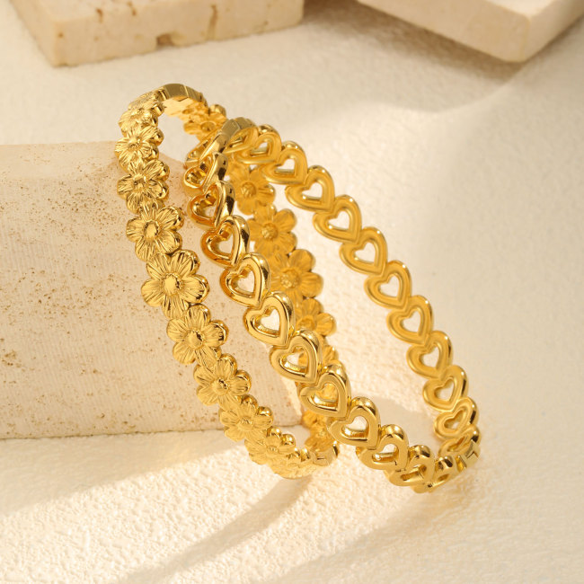 Wholesale Stainless Steel Flower Heart Bracelet