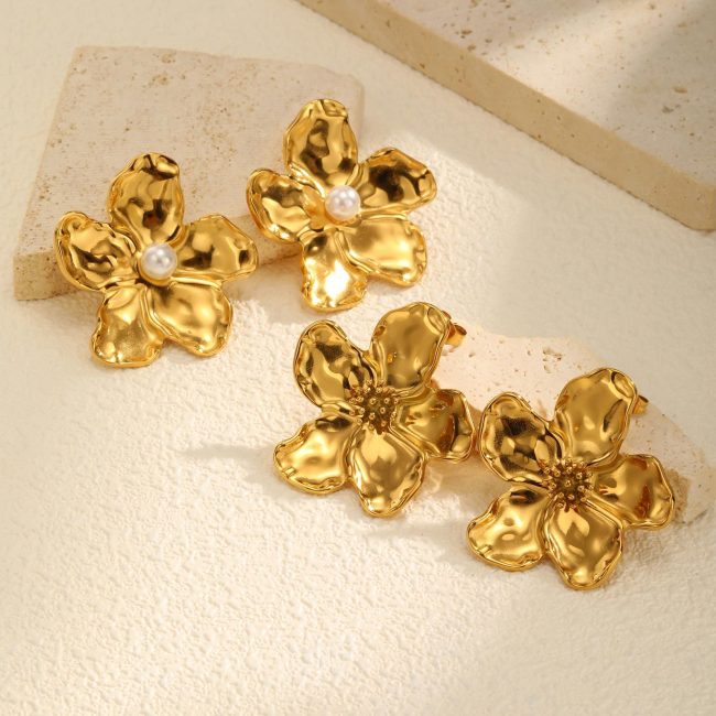 Wholesale Stainless Steel Flower Stud Earrings
