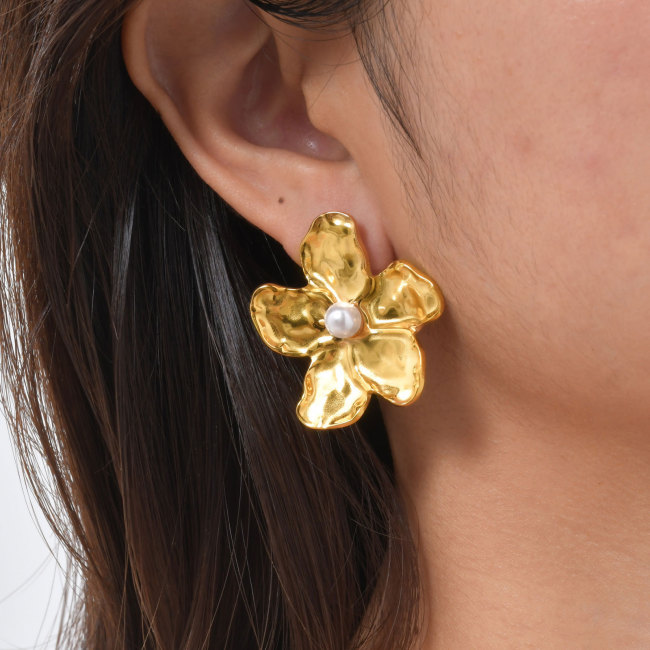 Wholesale Stainless Steel Flower Stud Earrings