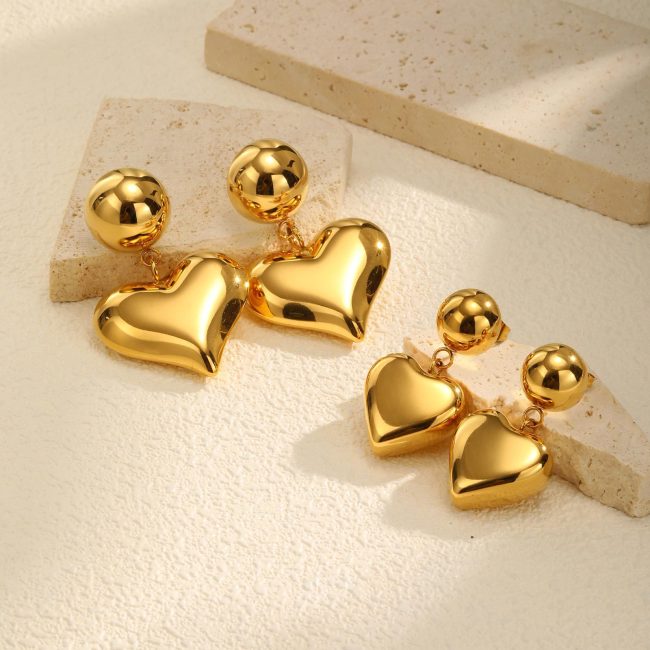 Wholesale Stainless Steel Heart Shaped Earrings