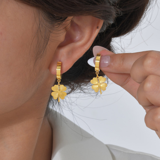 Wholesale Stainless Steel Lucky Clover Earrings