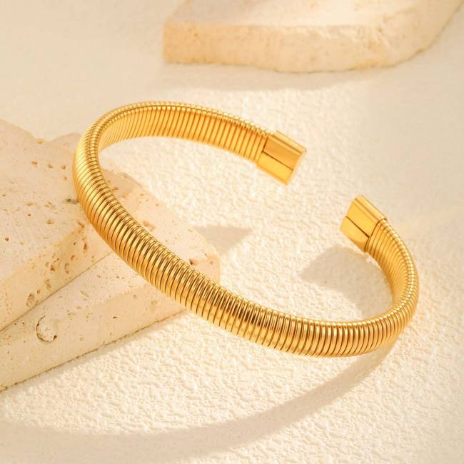 Wholesale Stainless Steel Stretch Open Bangle