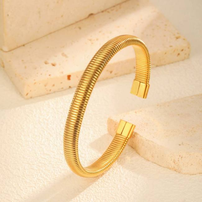 Wholesale Stainless Steel Stretch Open Bangle