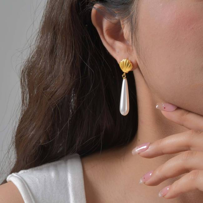 Wholesale Stainless Steel Pearl Drops Earrings