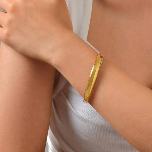 Wholesale Stainless Steel High-Polish Bangle