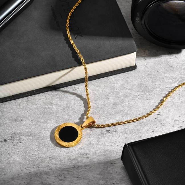 Wholesale Stainless Steel Black Acrylic Pendant