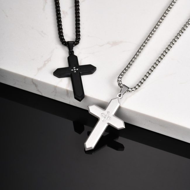 Wholesale Stainless Steel Cross with Zirconia Pendant