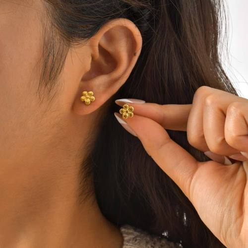 Wholesale Mini Stainless Steel Flower Earrings
