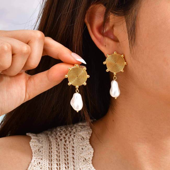 Wholesale Stainless Steel Elegant Earrings