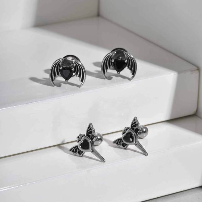 Wholesale Stainless Steel Men's Ear Studs
