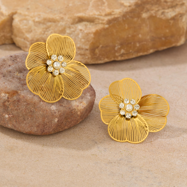 Wholesale Stainless Steel Flower Pearl Earrings