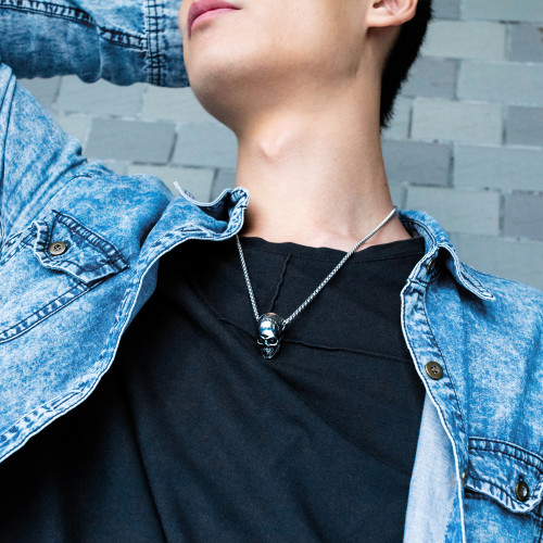 Wholesale Stainless Steel Small Anatomical Skull Pendant