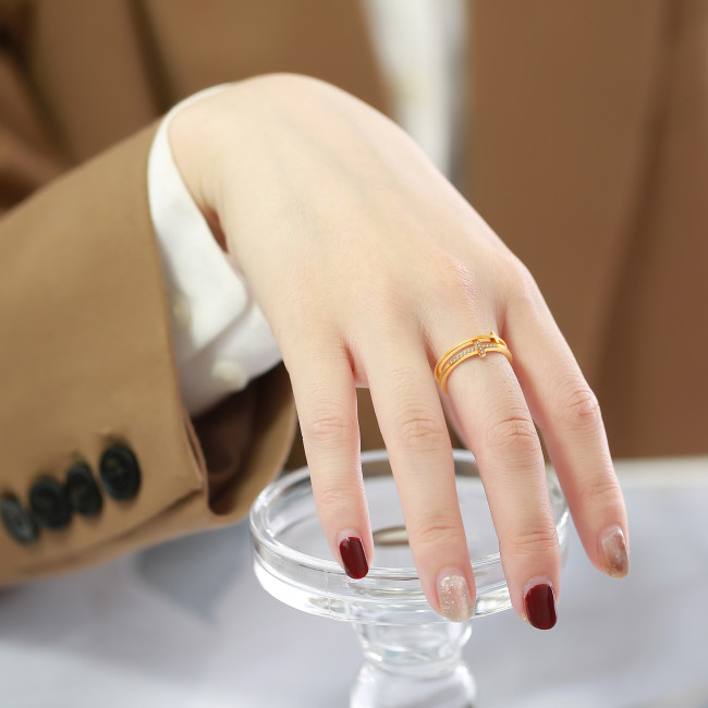 Wholesale Stainless Steel Elegant Gold Cross Statement Ring