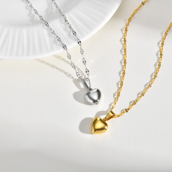 Wholesale High Polish Stainless Steel Heart Pendant Necklace