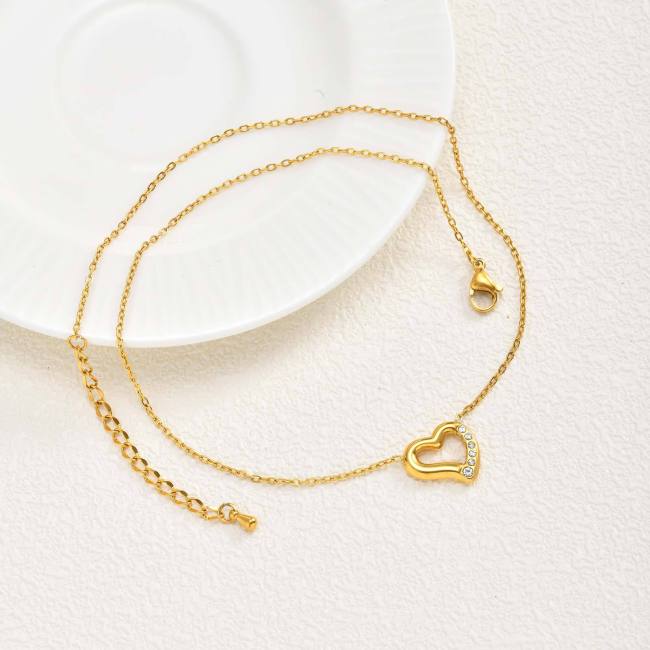 Romantic Gold Heart Charm Necklace for Jewelry Wholesale Vendors