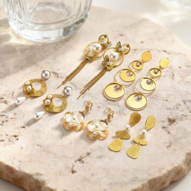Wholesale Gold Plated Pearl & Flower Statement Dangle Earrings
