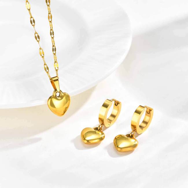 Wholesale Stainless Steel 3D Puffy Heart Jewelry Set