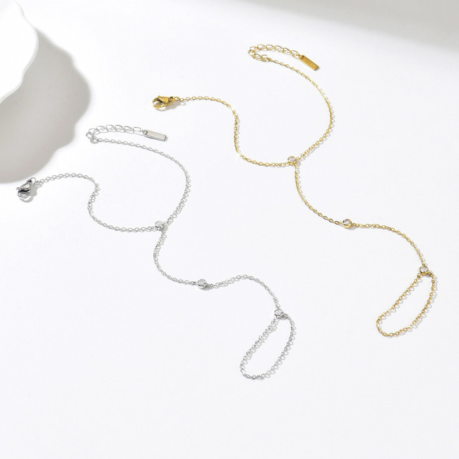 Wholesale Slave Bracelet - Minimalist Triple Zircon Hand Chain