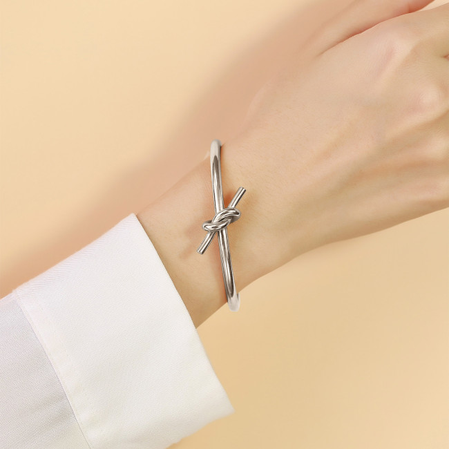 Wholesale Stainless Steel Knote Design Cuff Bangle
