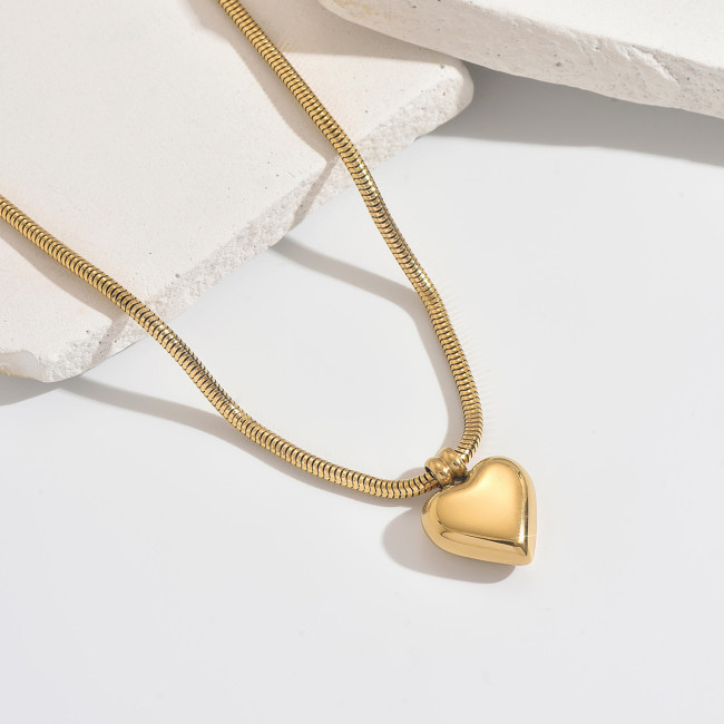 Wholesale 18K Gold Plated Puffy Heart Pendant