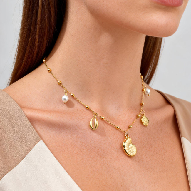 Wholesale Stainless Steel Pearl Conch Necklace