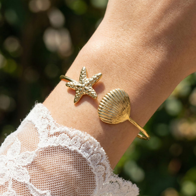 Wholesale Stainless Steel Starfish & Shell Bangle