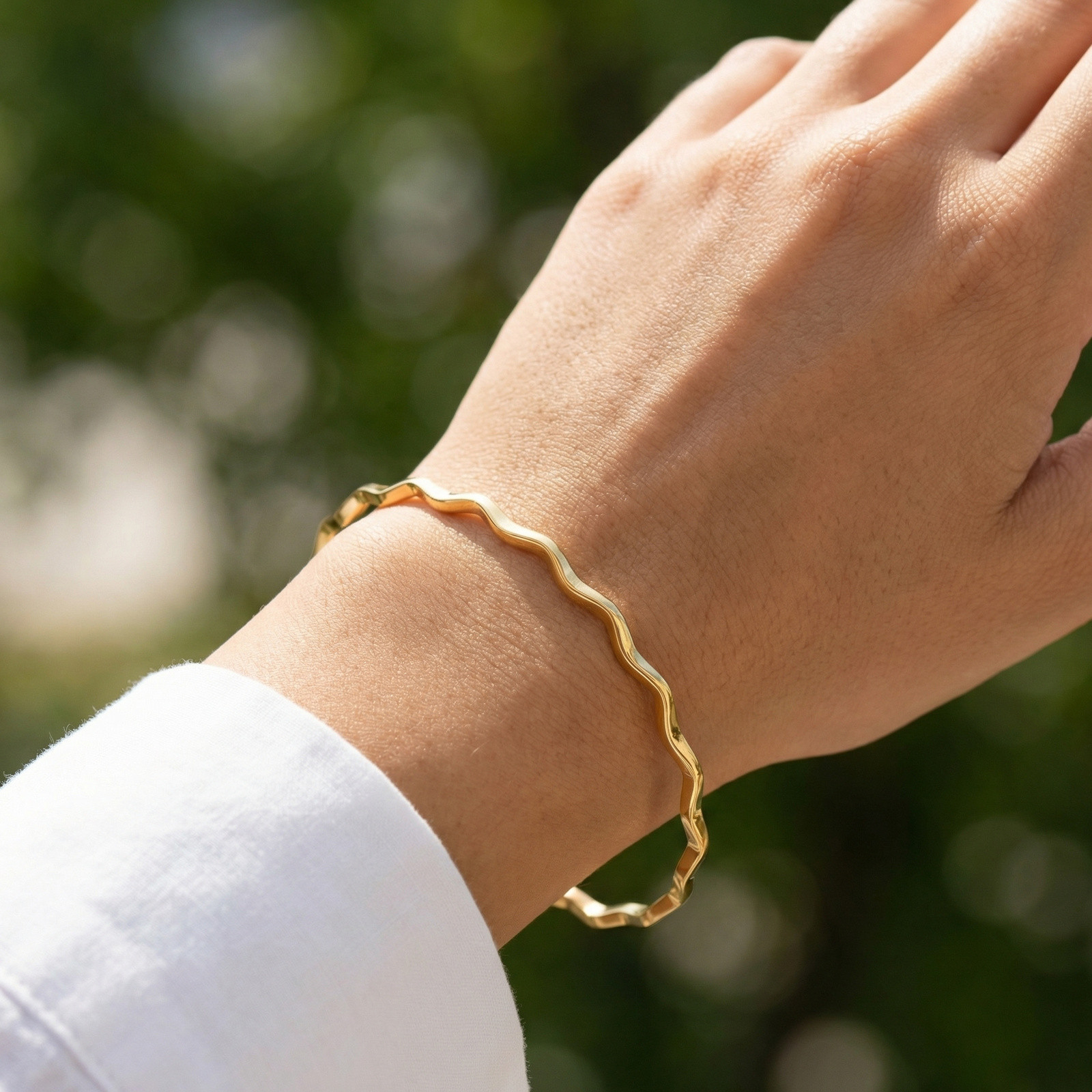 Wholesale Stainless Steel Wave Bangle