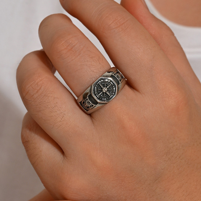 Wholesale Stainless Steel Compass Signet Ring