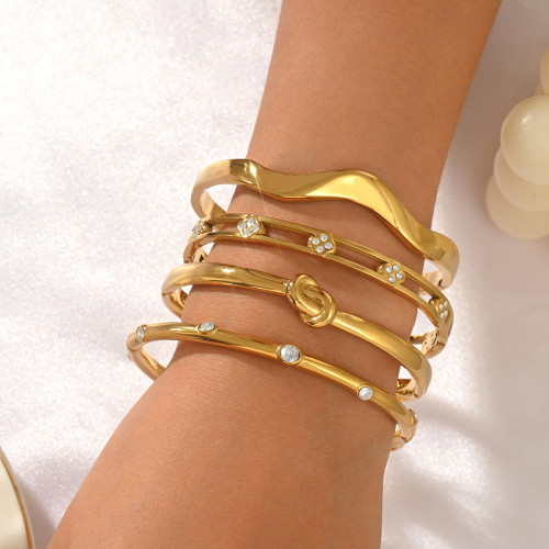 Wholesale Women's 18K Gold Plated Stainless Steel Bangle Set