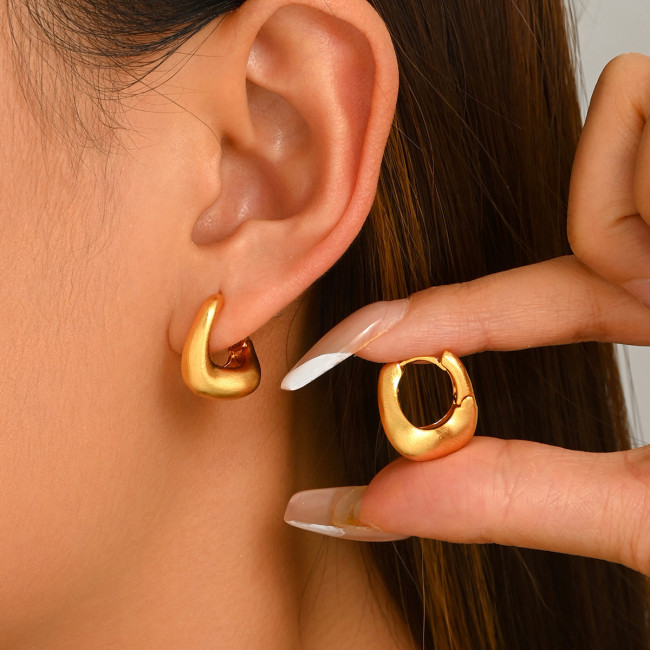 Wholesale Minimalist Stainless Steel Brushed Huggie Earrings