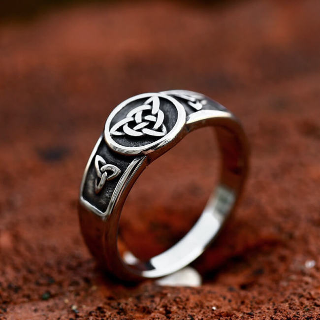 Wholesale Vintage Celtic Triquetra Knot Stainless Steel Ring