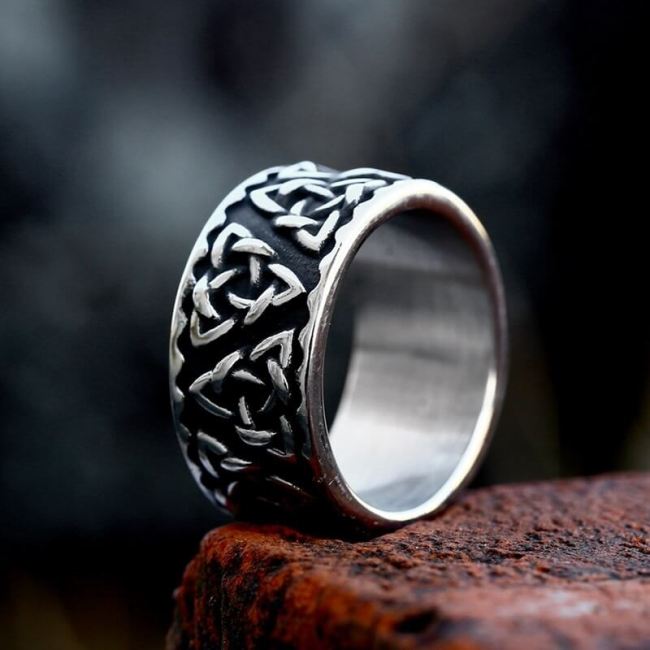 Wholesale Stainless Steel Celtic Triquetra Trinity Knot Ring