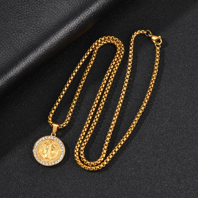 Wholesale Religious Stainless Steel Crystal Pendant