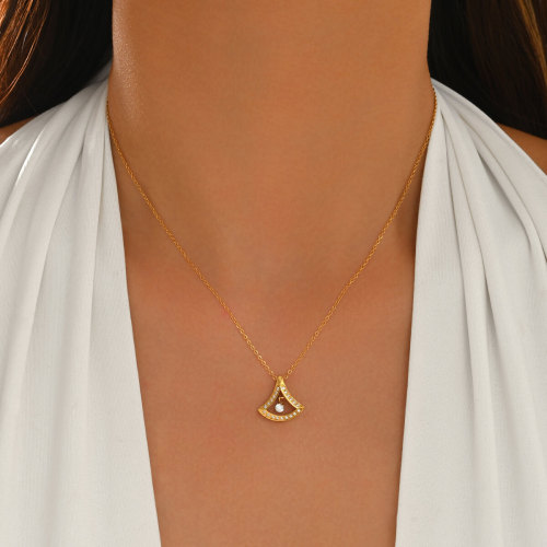 Wholesale Stainless Steel Fan Shaped Necklace
