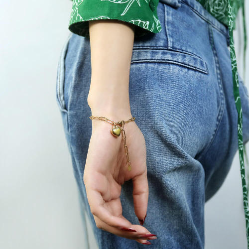 Wholesale Stainless Steel Textured Paperclip Chain Heart Bracelet