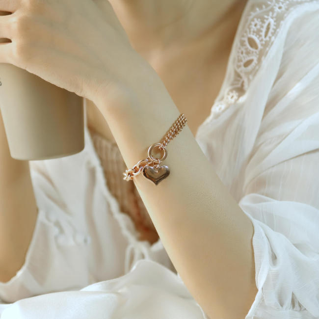 Wholesale Stainless Steel Asymmetric Puffy Heart Bracelet