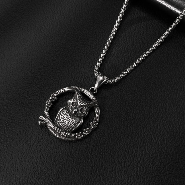 Wholesale Stainless Steel Vintage Owl on Branch Pendant