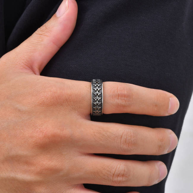 Wholesale Stainless Steel Gothic Thorn Pattern Ring