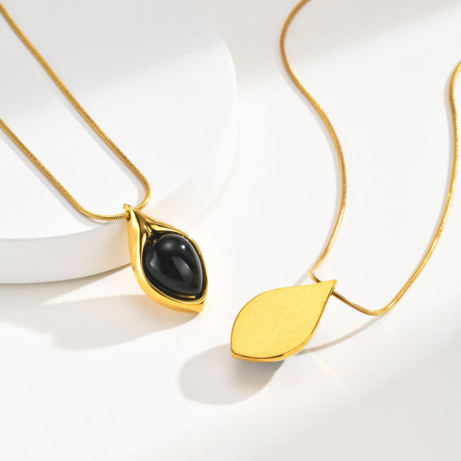 Wholesale Stainless Steel Black Onyx Teardrop Necklaces