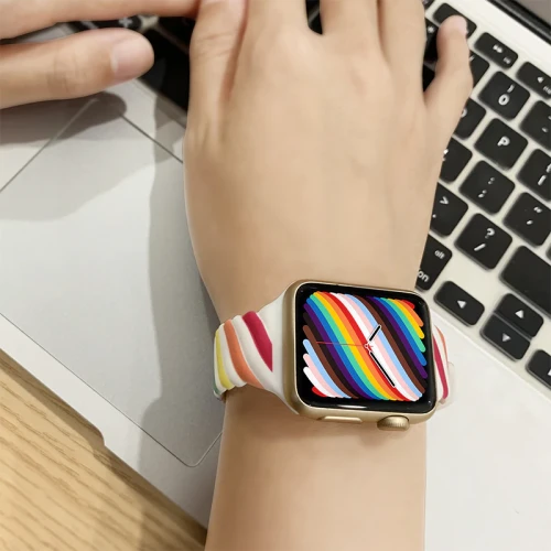 Silicone Watch Band For Apple Watch Strap 44mm 40mm 42mm 38mm Wrist Bracelet Twist Color Sport Bands iWatch Series Se 6 5 4 3 2