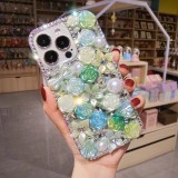 Luxuxy Fashion Baroque Flowers Phone Cover For iPhone 15 Pro Max Plus Bling Rhinestone Protective Case For iPhone 15 With Holder