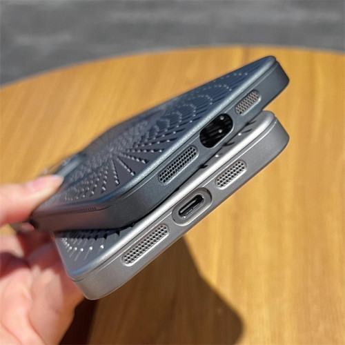 For iPhone 12 13 14 15 Pro Max Phone Case Breathable Heat Dissipation Mesh Shell Magnetic Suction Charging Skin Protection Cover