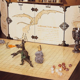 Dungeon Master's Screen 4-Panel Wood Laser Carved DM Screen with Felt Case - D&D, Tabletop RPG Accessories for Game Master